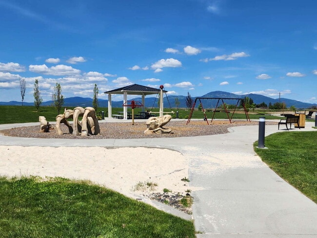 Building Photo - Brand New 3BR, 2BTH In Post Falls