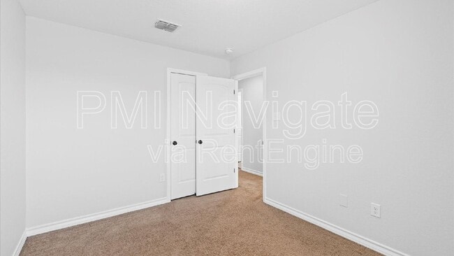 Building Photo - 6962 Lakeview Dr.