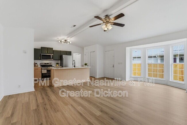 Building Photo - 3051 Casa Dr