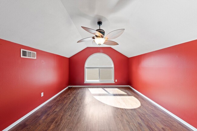 Building Photo - 4 bedroom in Bluewater Bay!