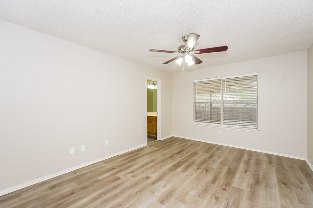 Building Photo - 5905 Aloe Ct