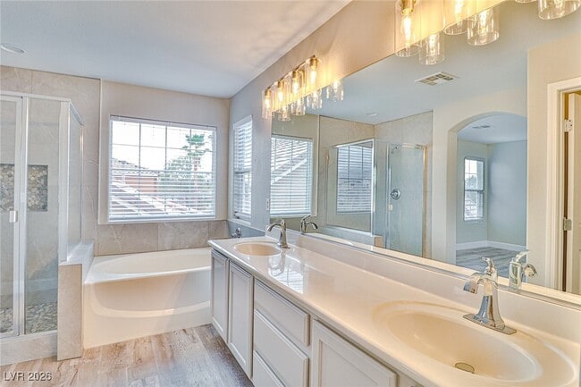 Building Photo - 2387 Brunswick Bay St