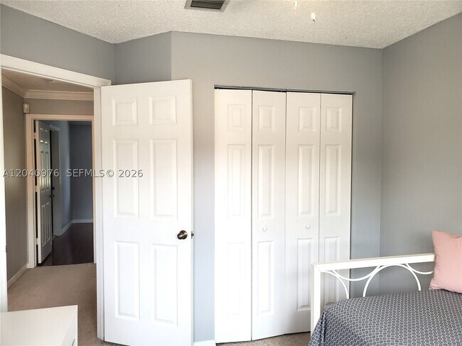 Building Photo - 746 NW 208th Way