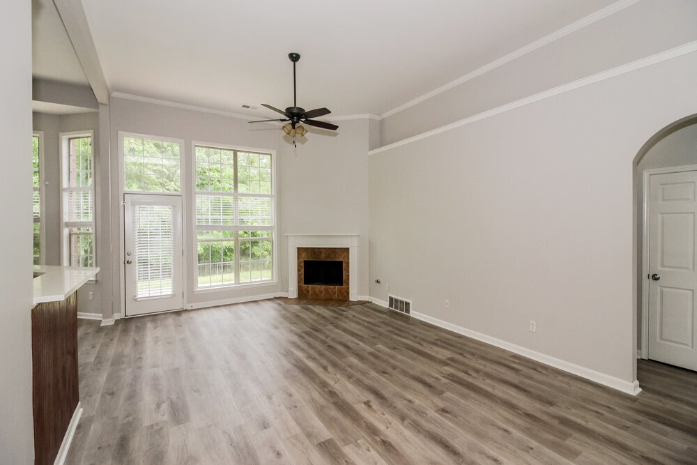 Building Photo - 8168 White Wing Cove W