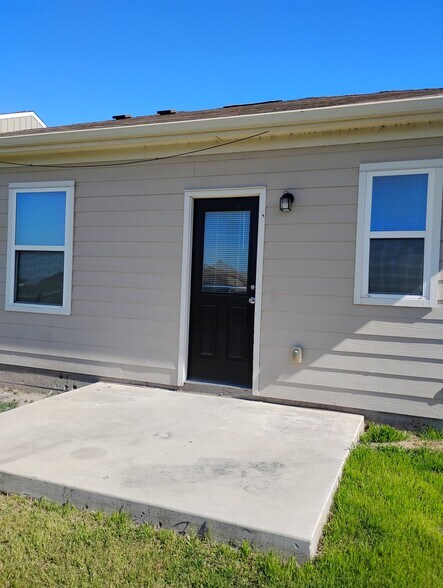 Building Photo - 19313 Nathan Scott Way