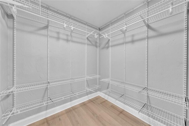 Building Photo - 314 W Frances Ave