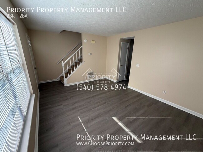 Building Photo - 142 Suter St