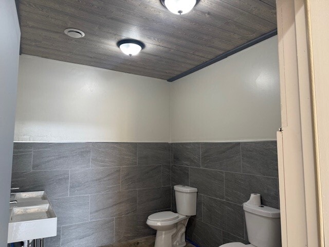 Women Bathroom - 206 E Main St