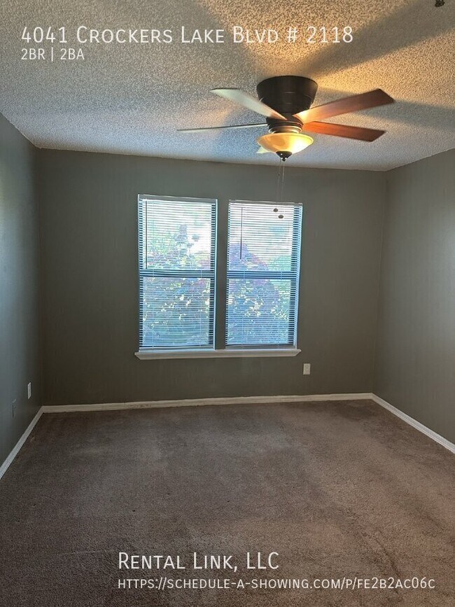 Building Photo - 4041 Crockers Lake Blvd