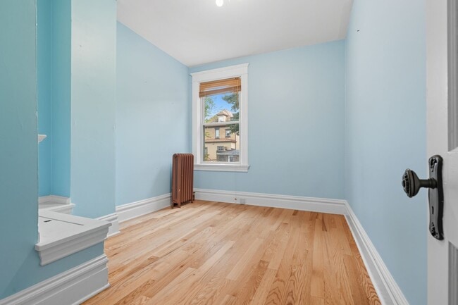 Building Photo - Historic 5-bedroom Home in Squirrel Hill