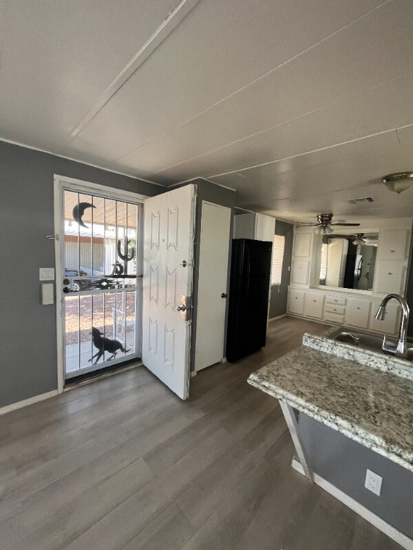 Building Photo - 9501 E Broadway Rd