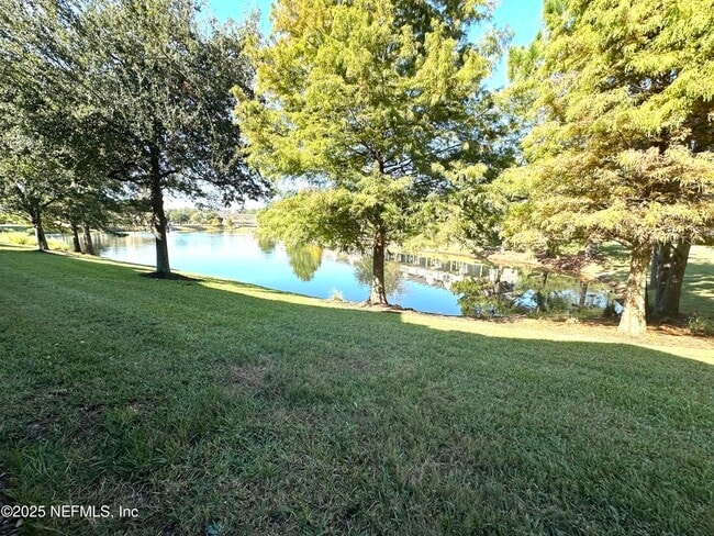 Building Photo - 7041 Beauhaven Ct