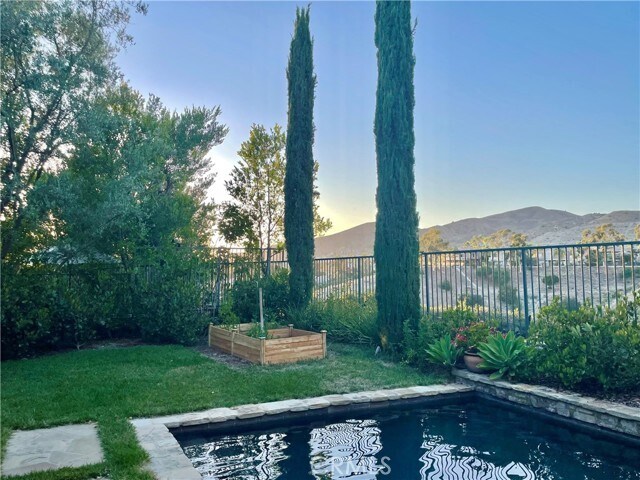 Building Photo - 1 Espalier Dr