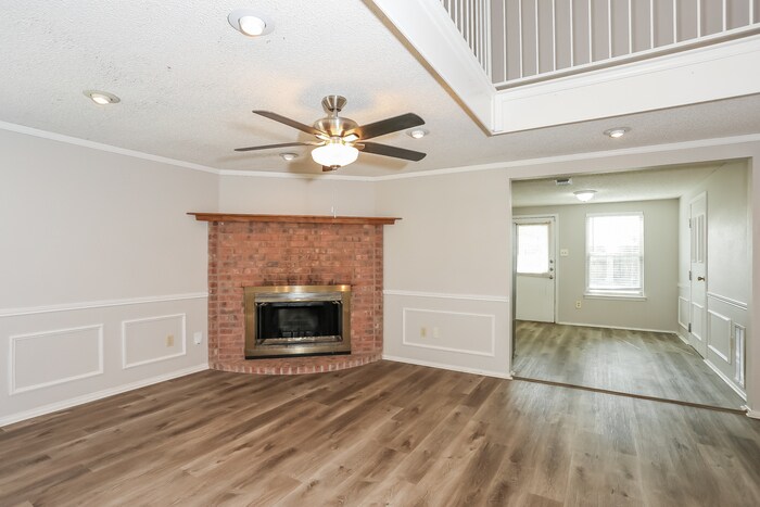 Building Photo - 722 Nightingale Cir