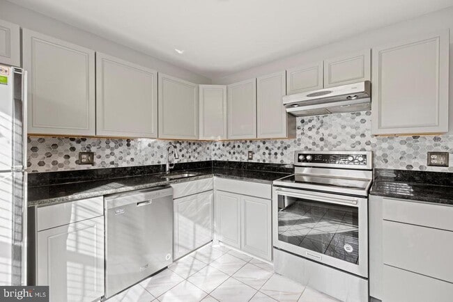Building Photo - 7442 Adams Park Ct