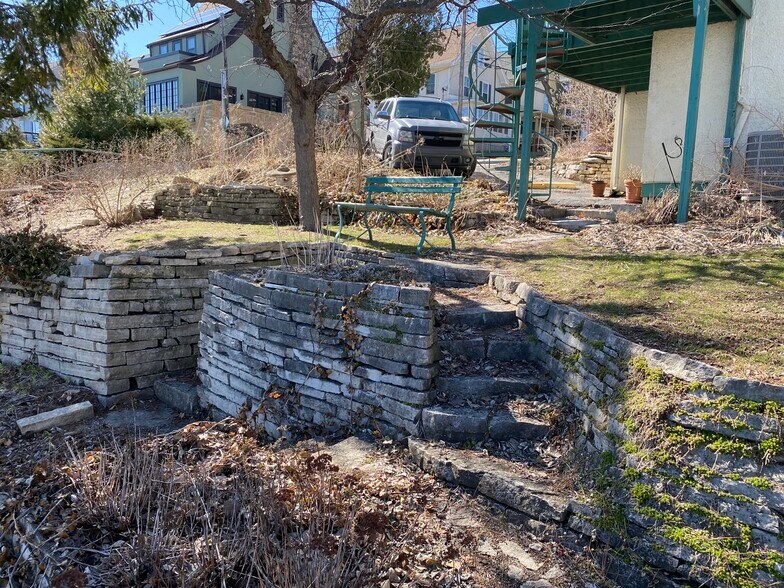 Building Photo - 1001 Rutledge Ct