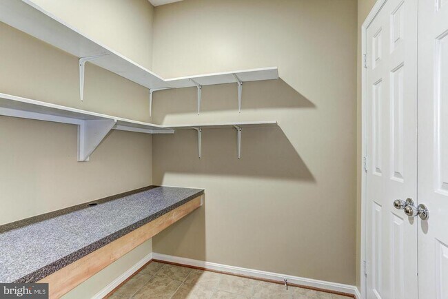 Building Photo - 5106 Travis Edward Way