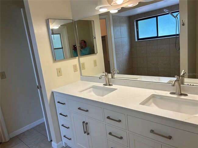 Building Photo - 1524 Southwind Ct