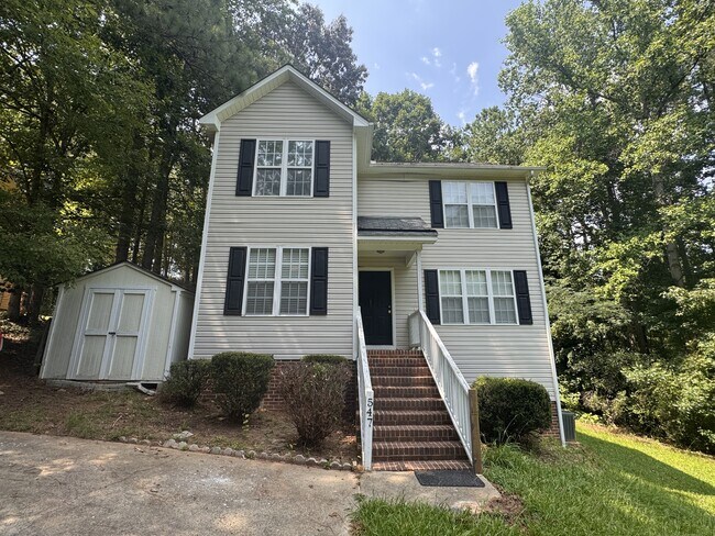Building Photo - 547 Lockwood Dr
