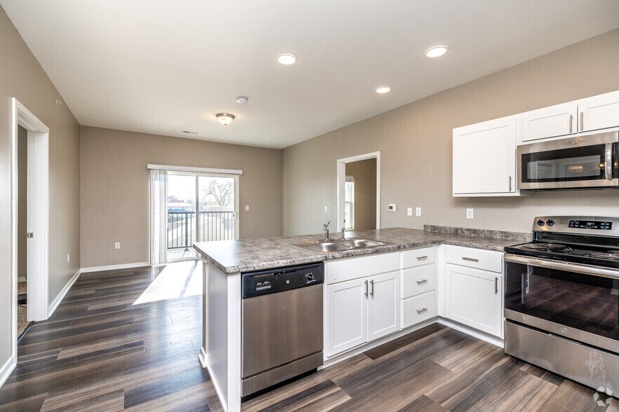 Lions Gate Apartments 320 W 3rd St N Newton IA 50208 Apartment Finder