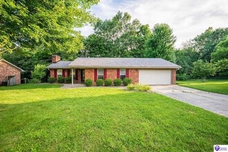 Building Photo - 226 Carey Ln