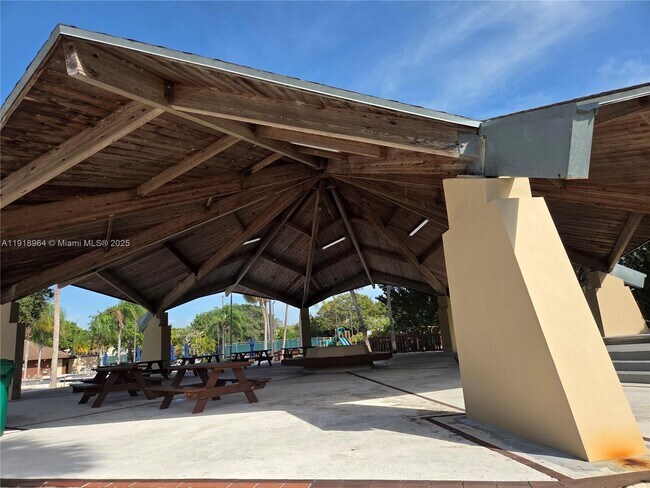 Building Photo - 7034 SW 114th Pl