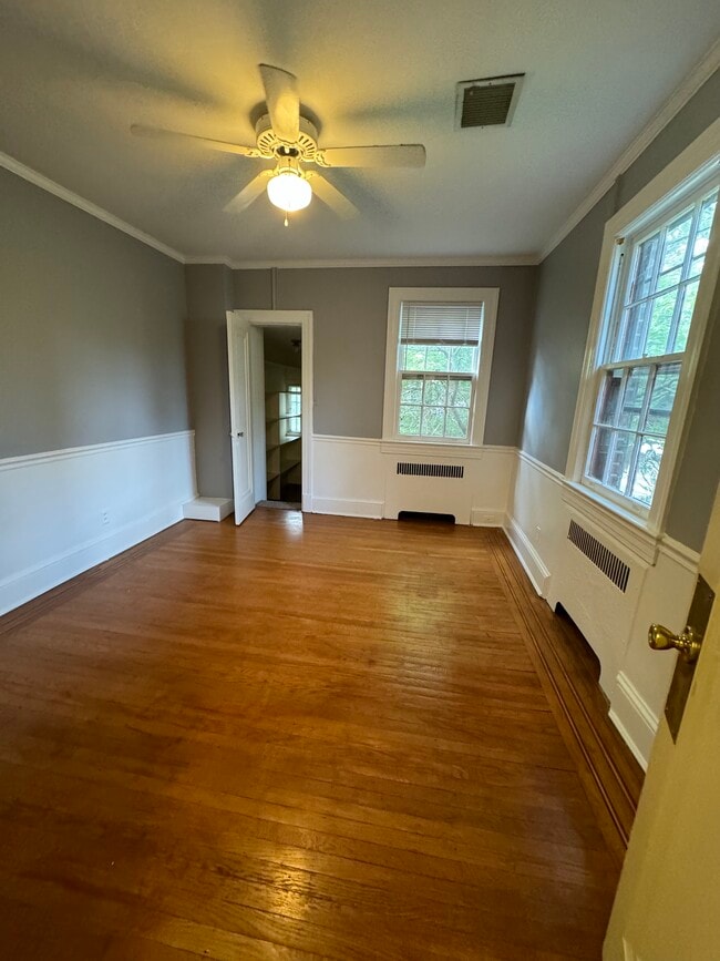Building Photo - 5540 30th St NW