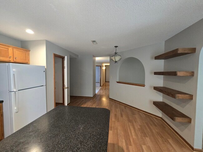 Building Photo - 3700 Falmouth Dr