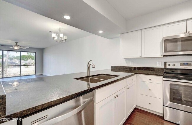 Building Photo - 151 Coyote Pass