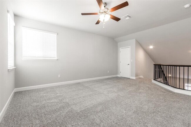 Building Photo - 9301 Alex Ln