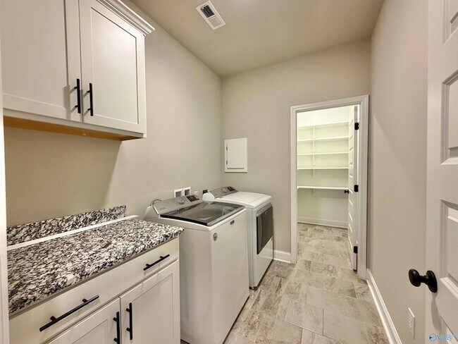 Building Photo - 12804 Hudbug Dr