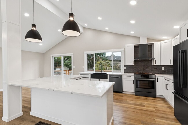 Building Photo - 9488 Olson Rd NW