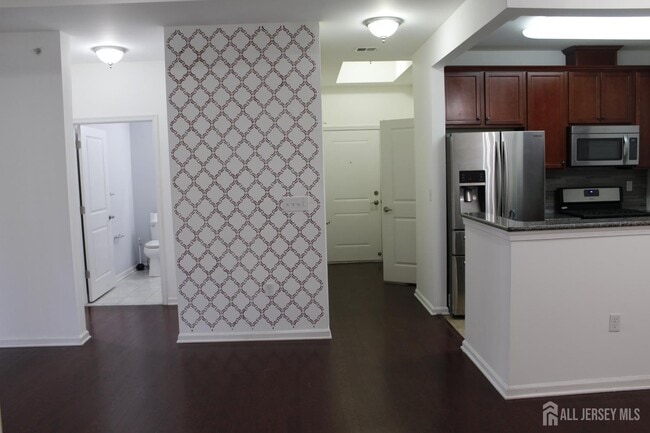 Building Photo - 446 Micali Way