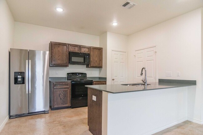 Building Photo - P2-2306 Duntov Drive Temple, TX 76504