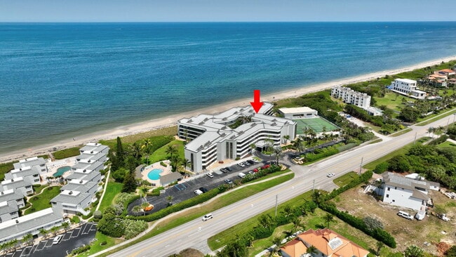 Building Photo - 1357 NE Ocean Blvd