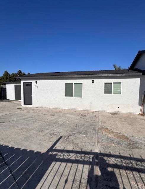 Building Photo - 1196 Del Mar Ave