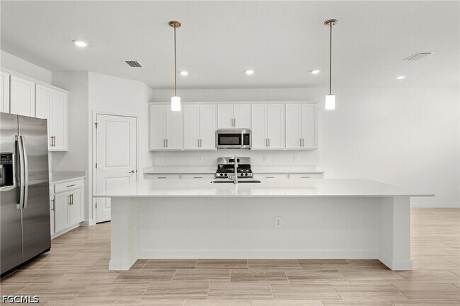Building Photo - 15222 Jadestone Dr