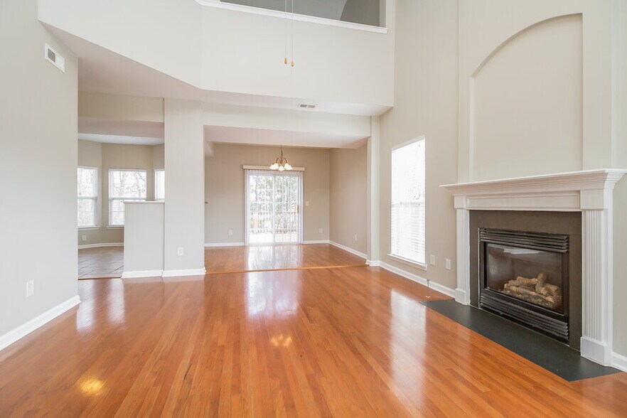 Building Photo - 2716 Bison Ct