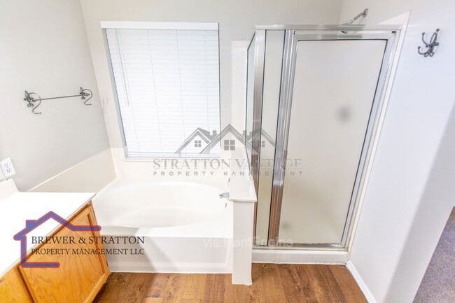 Building Photo - 1431 E Encinas Ave