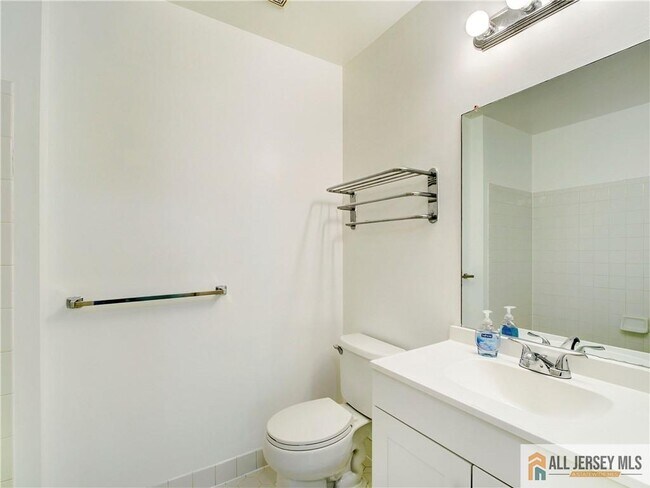 Building Photo - 1704 Cypress Ln