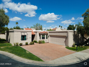 Building Photo - 7220 E Buena Terra Way