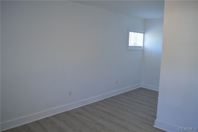 Building Photo - 2305 Reed Rd