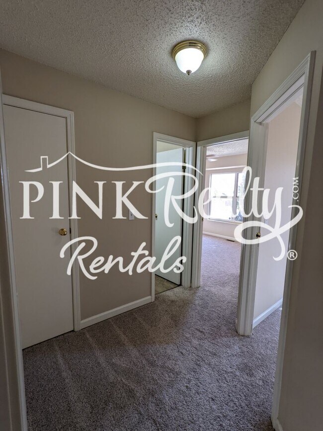 Building Photo - 415 Garwood Ct