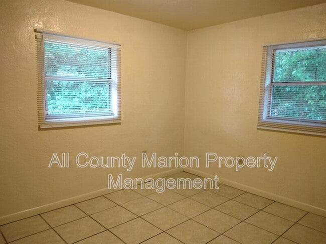 Building Photo - 2026 NW 14th St