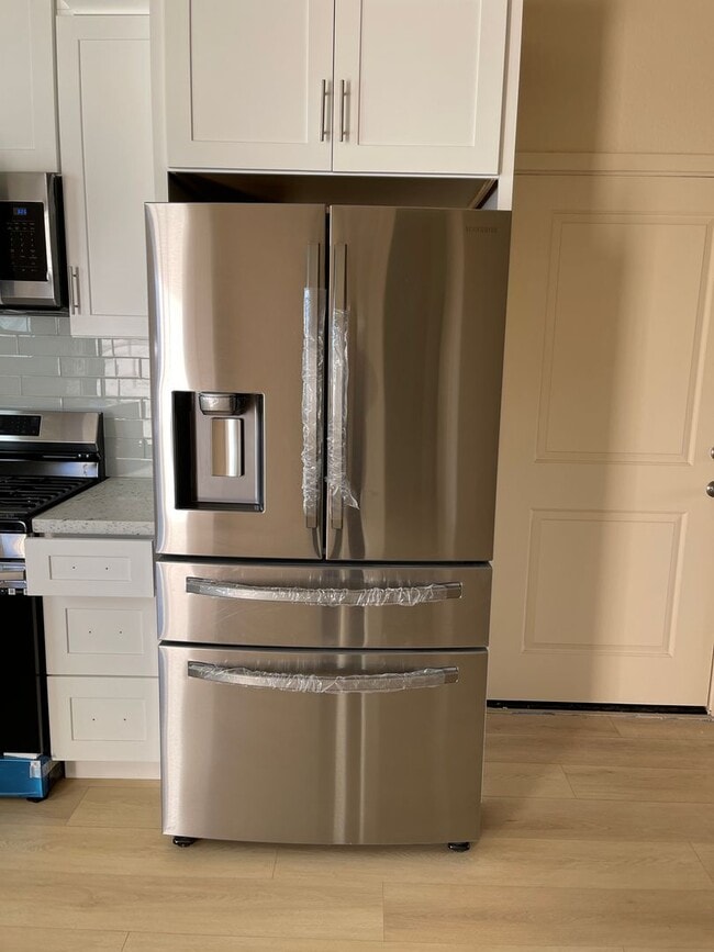 Building Photo - PA5524 A- Francis, Albert