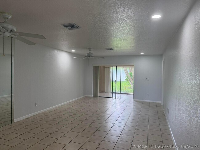 Building Photo - 4814 Paulie Ct