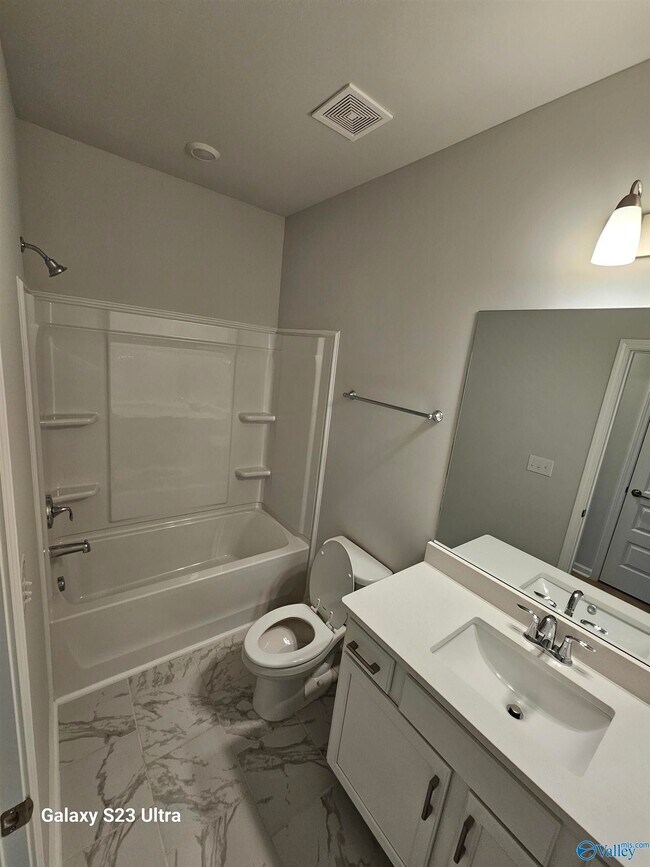 Building Photo - 6007 Margie Collins Dr SE