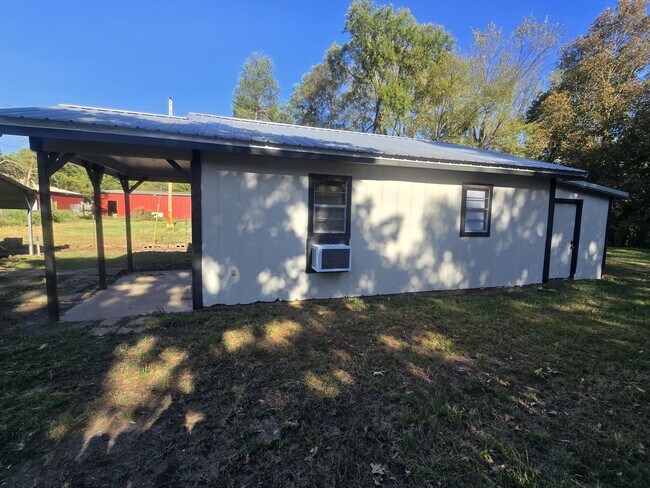 Building Photo - 9873 AR-352