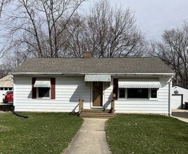 Building Photo - 215 Vale Ave N