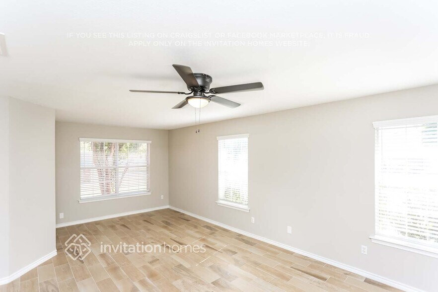 Building Photo - 3909 Honey